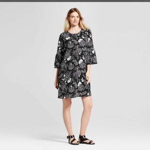 Isabelle and Ingrid maternity dress size xl black